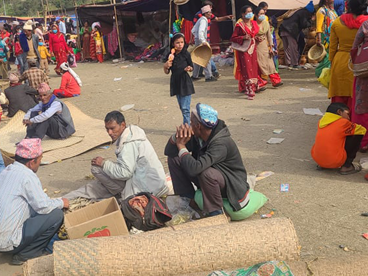 दार्चुलाको गोकुलेश्वरमा मेला जारी, स्थानीय उत्पादनको विक्रि वितरण हुँदै 